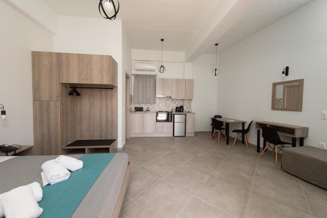 Loggos Apartments Longos  Zewnętrze zdjęcie